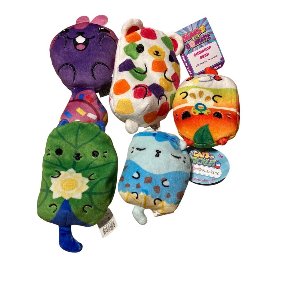 Cats vs Pickles Kittens vs Gherkins Bears vs Donuts Plush Lot of 5 Gumdrop Bear
